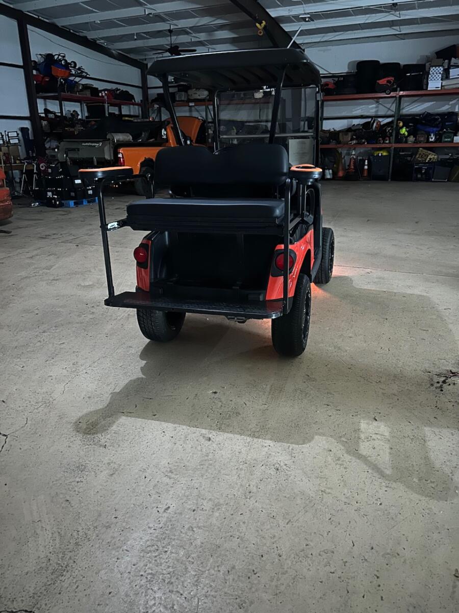 2018 EZ-GO RXV •Elite Lithium battery cart - Image 9