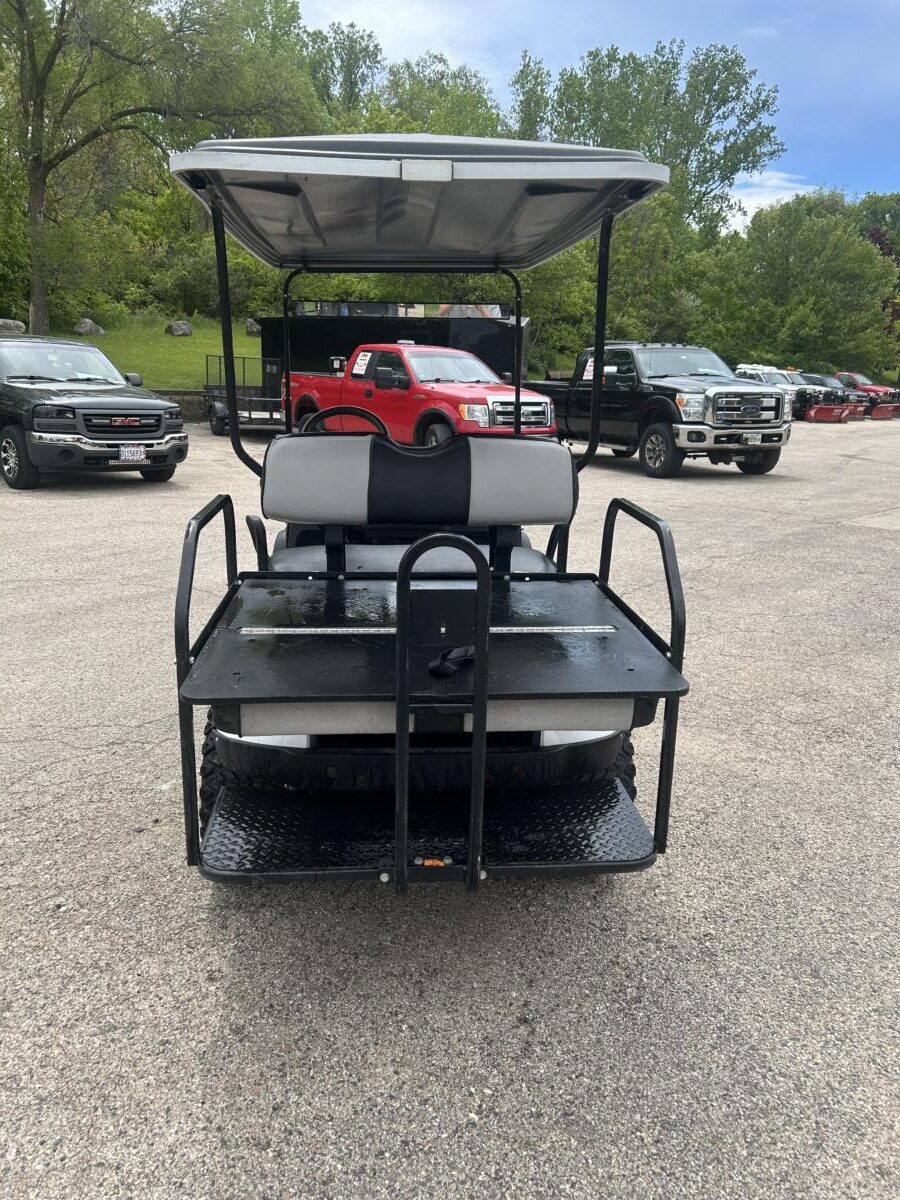 2019 EZ-GO Express S4 48 volt Cart - Image 5