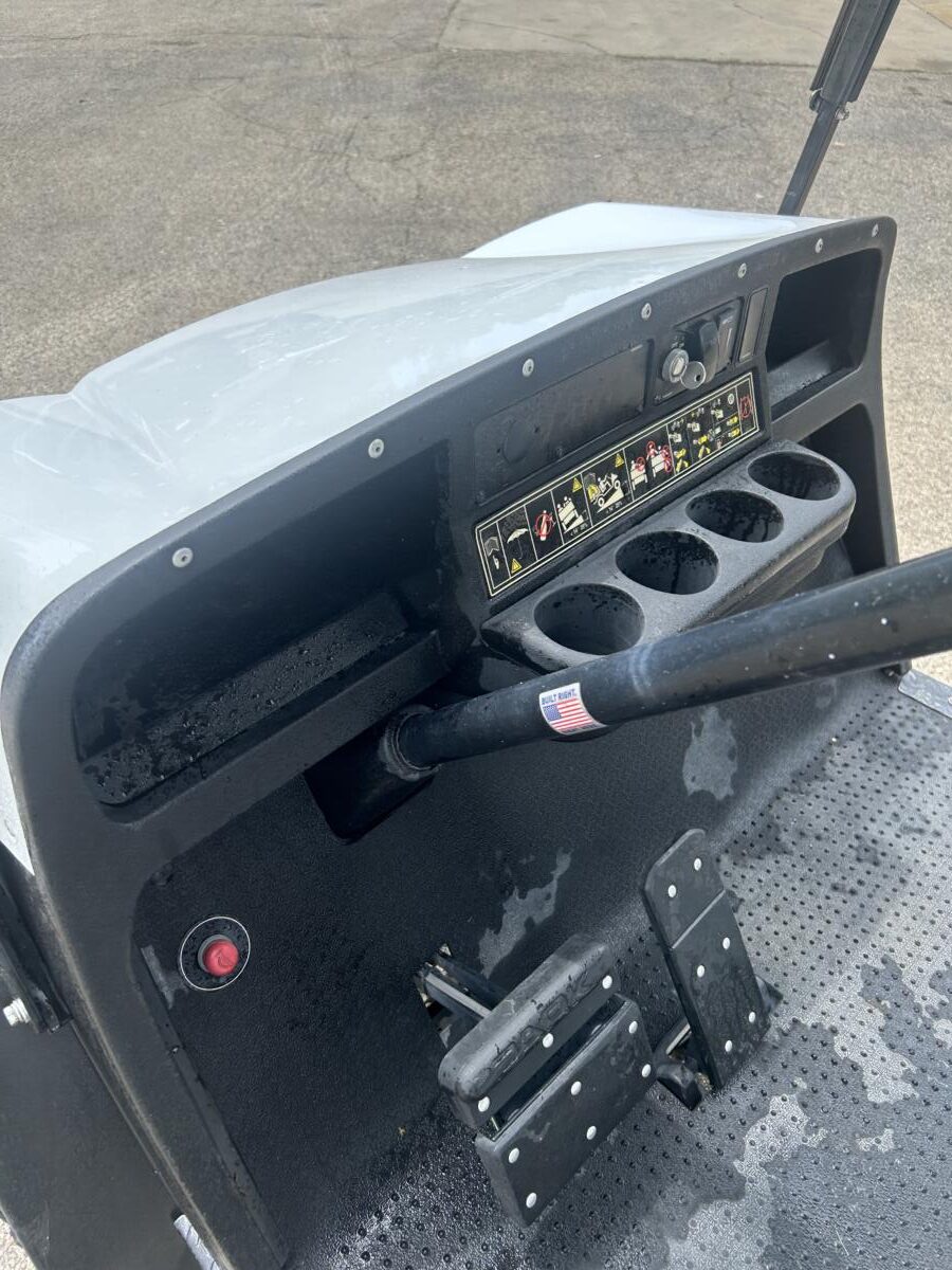 2019 EZ-GO Express S4 48 volt Cart - Image 7