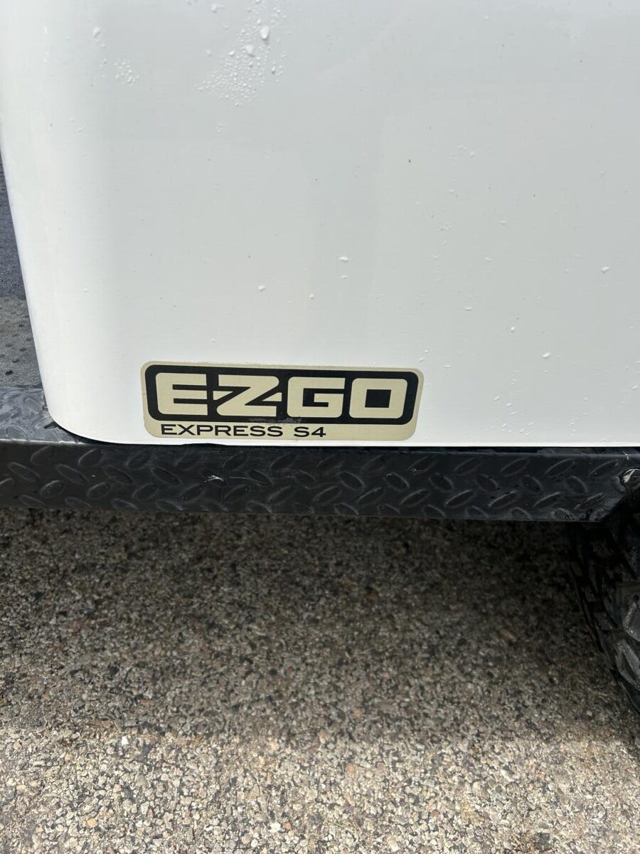 2019 EZ-GO Express S4 48 volt Cart - Image 11