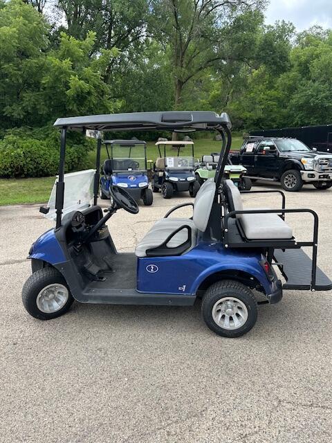 2021 EZ-GO EX1 Gas Cart - Image 3