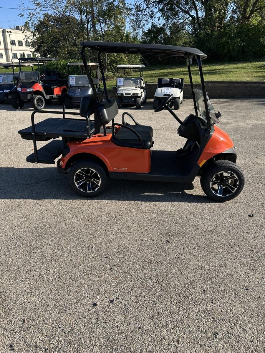 For Sale: 2025 EZ-GO Valor Gas – Cruiser Package - Image 11