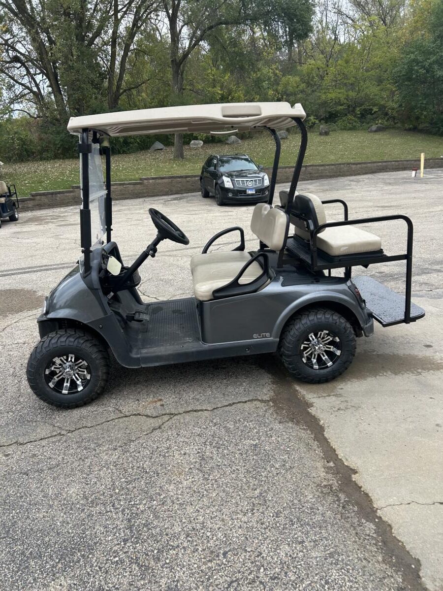 2023 EZ-GO RXV Elite – Lithium Power