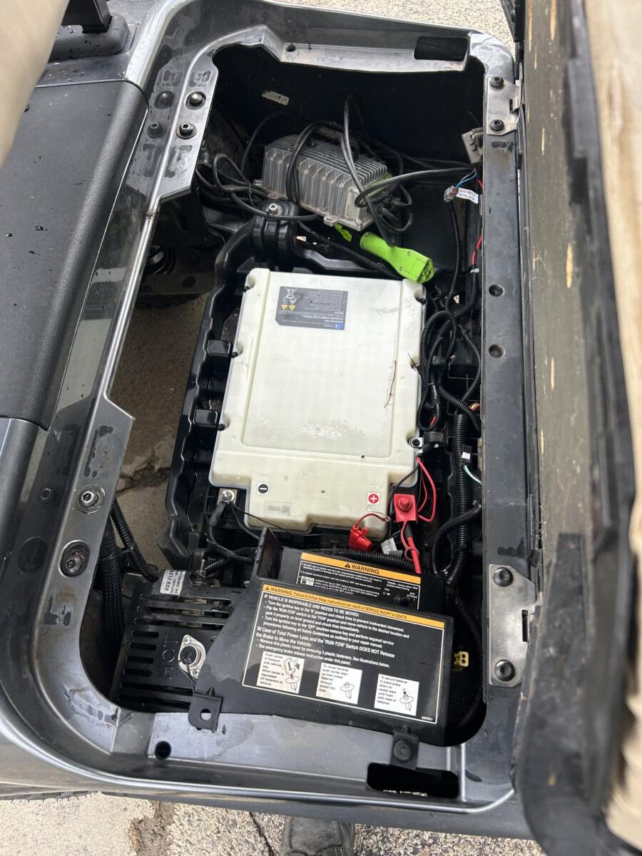 2023 EZ-GO RXV Elite – Lithium Power - Image 10