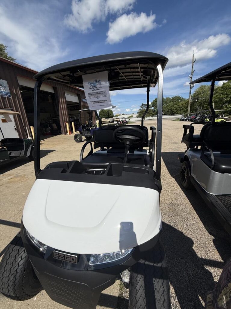 🚨🤍 FOR SALE – 2026 EZ-GO Valor 4 Gas Golf Cart! 🤍🚨