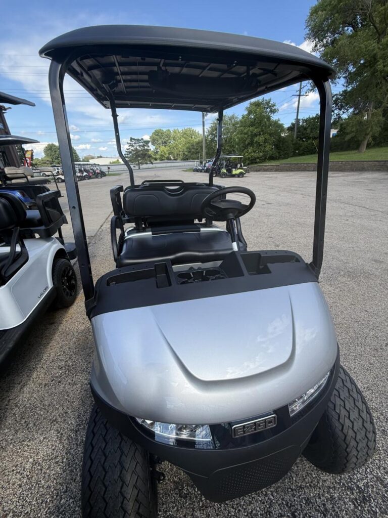 🚨🩶 FOR SALE – 2026 EZ-GO Valor 4 Gas Golf Cart! 🩶🚨